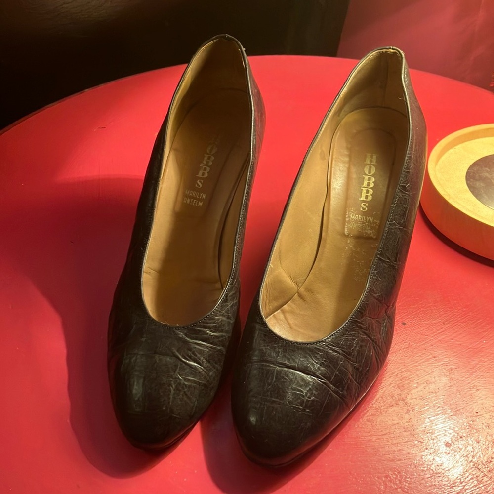 Italian leather shoes. EUC. Marilyn Anslem for Hobbs in London. Vintage.